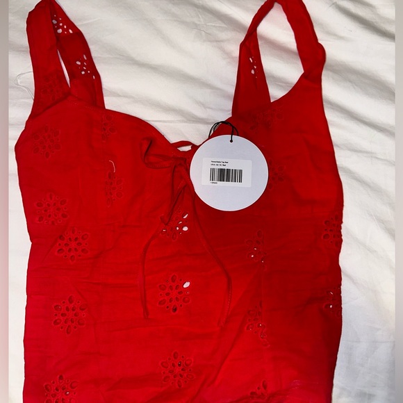 Princess Polly Tops - Princess Polly Flowerfield Top NWT